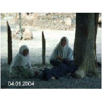 Old women of Maymand.jpg